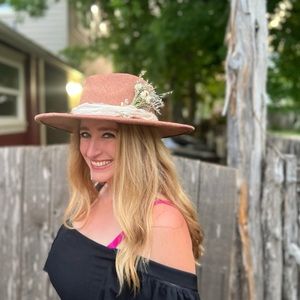 Meet your Posher, Tina